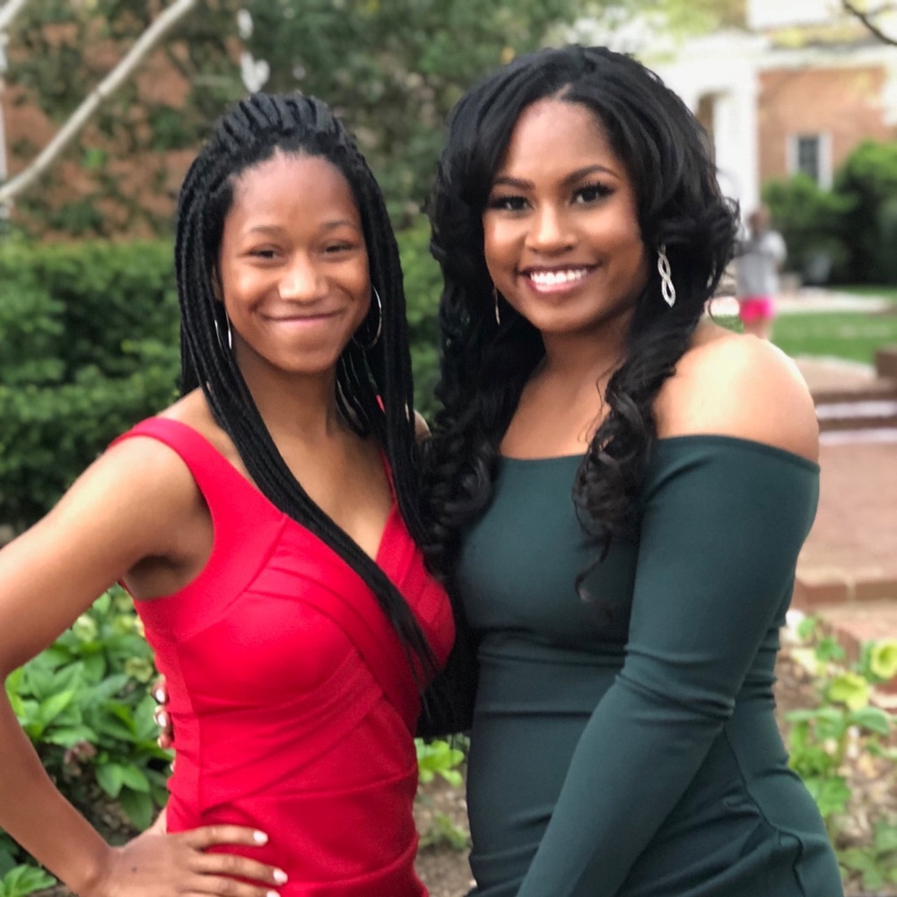 Meet your Posher, Maya